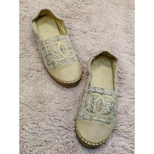 Chanel Multi Color Tweed Leather CC Logo Espadrilles Cream Flats Size‎ 38 Italy